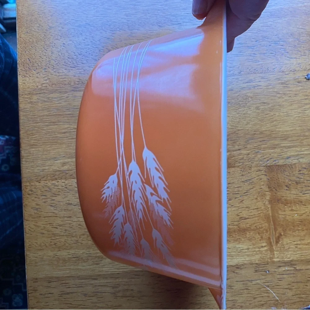 Pyrex Orange Wheat Design Mixing Bowl